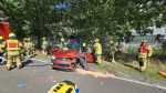 Verkehrsunfall mit eingeklemmter Person