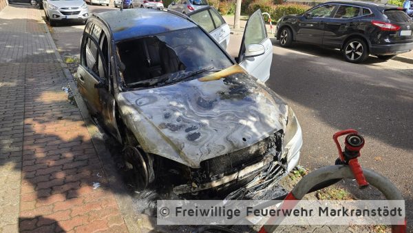 PKW - Fahrzeugbrand