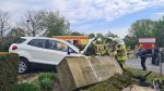 Auslaufende Betriebsstoffe nach Verkehrsunfall