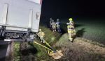VU LKW gegen Baum